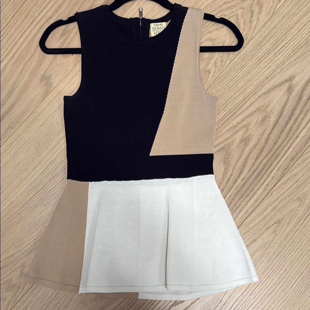 Colorblock Sleeveless Dress